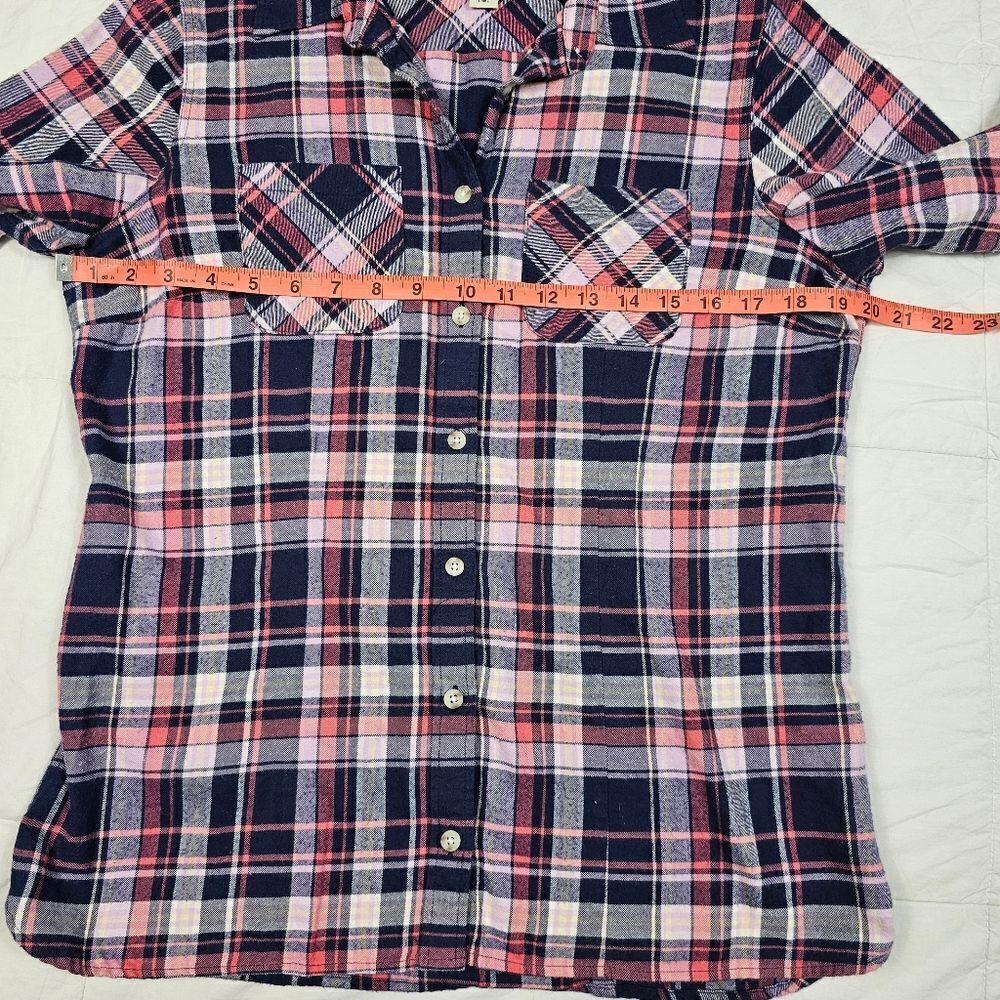 L.L Bean Pink and Purple Plaid Button Down Flannel Top Women's‎ Size Small - Picture 8 of 9